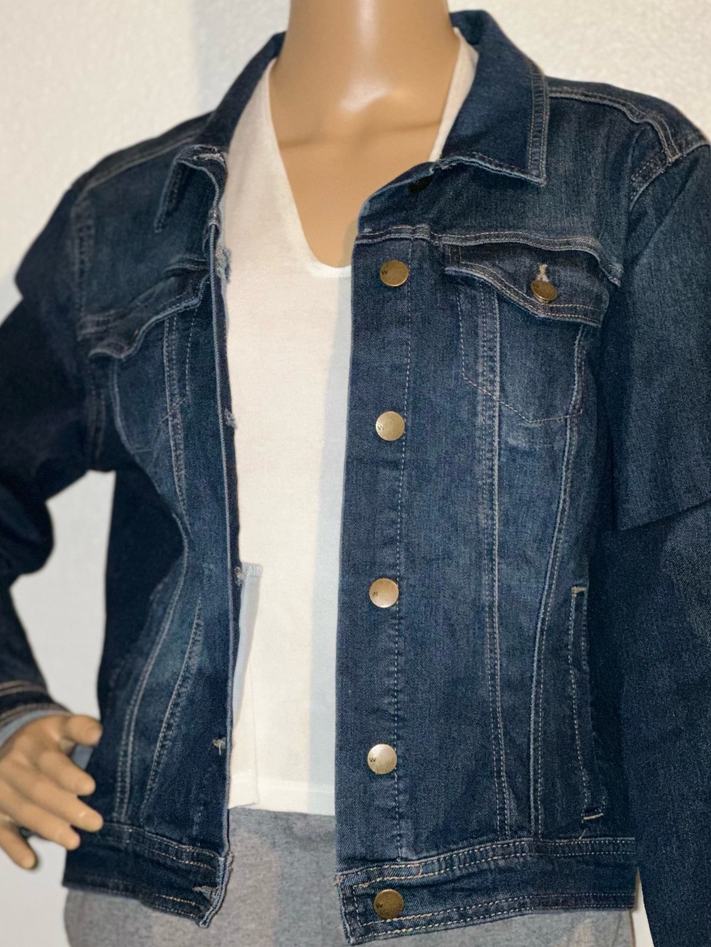 Westport Embroidered Rose Denim Jacket – Dark Wash Floral Shacket – Size M - Picture 7 of 12
